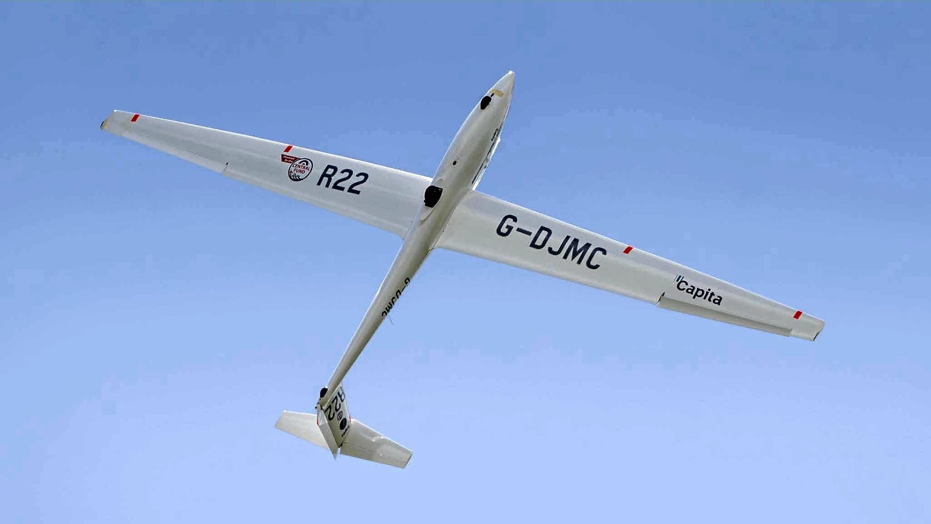 Aerobatic Gliding Flight